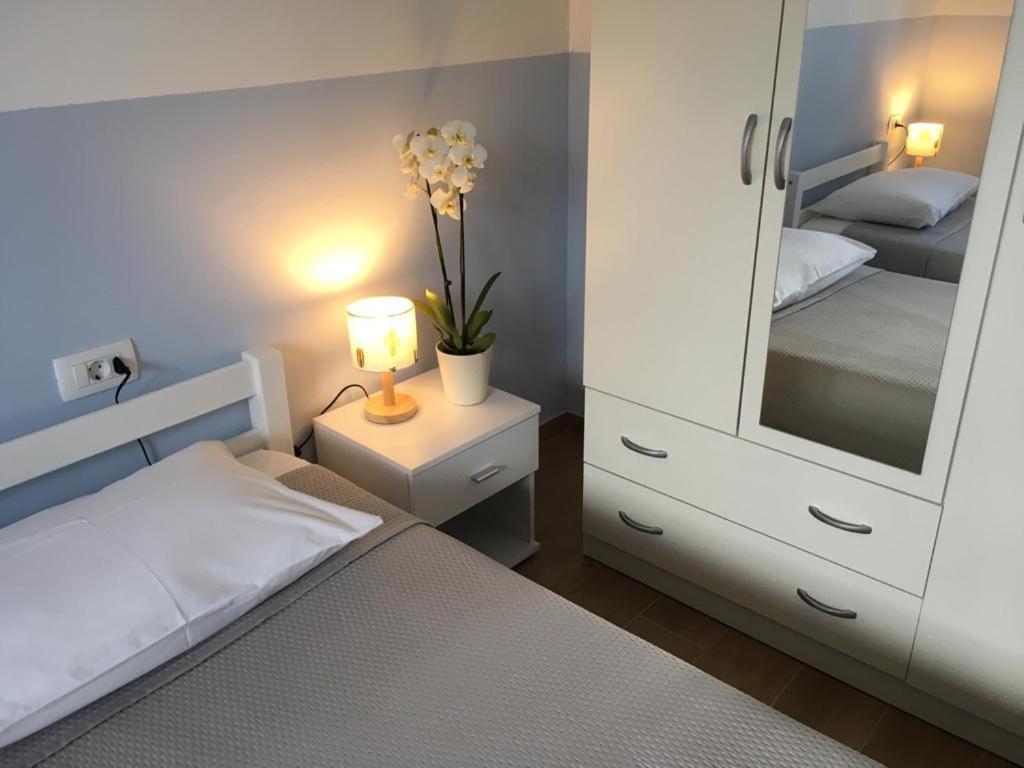 Holiday Home Aqua Šmrika 外观 照片