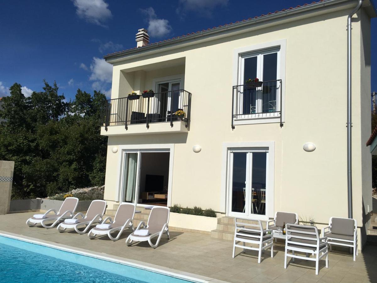 Holiday Home Aqua Šmrika 外观 照片