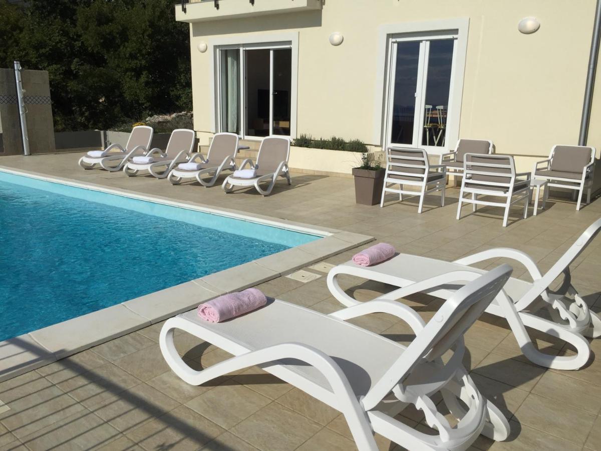 Holiday Home Aqua Šmrika 外观 照片