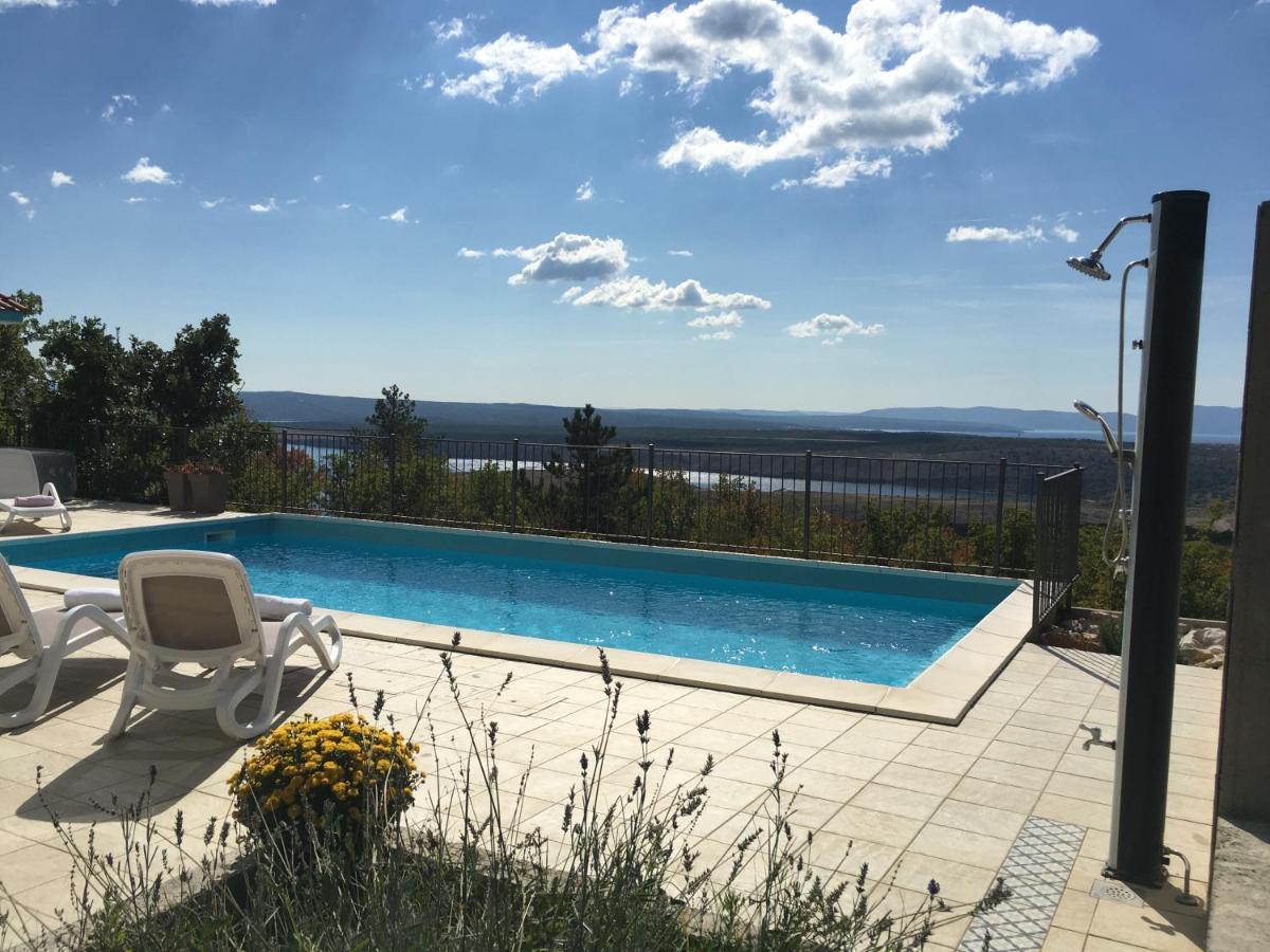 Holiday Home Aqua Šmrika 外观 照片