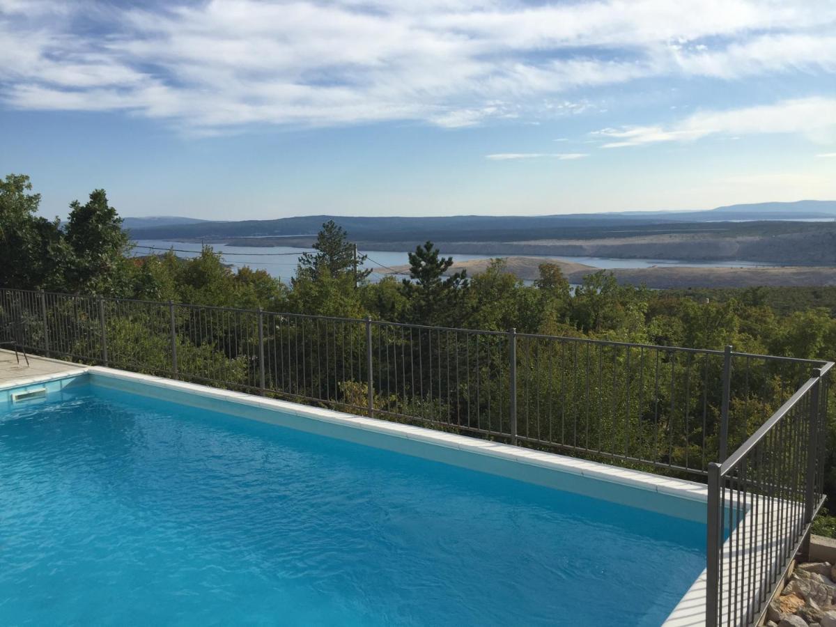 Holiday Home Aqua Šmrika 外观 照片